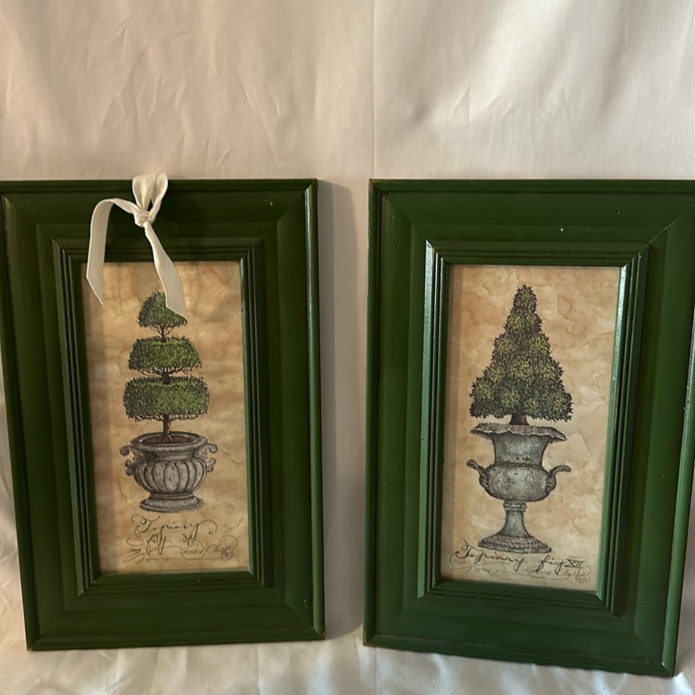 Set of 2 topiary prints